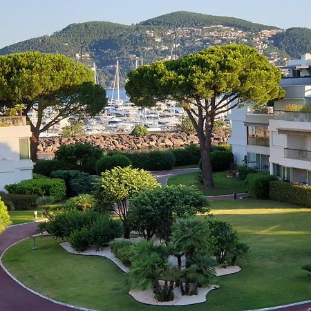 Garden And Beach Sea View Apartment Cannes มองเดอลิเยอลานาปูล ภายนอก รูปภาพ